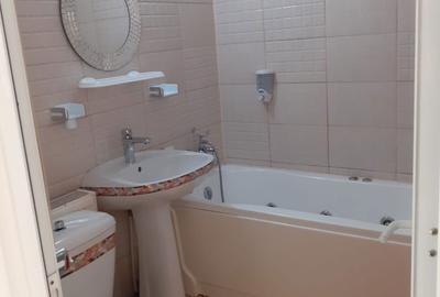 Apartament cu 3 camere decomandat în Micro 11 - 6