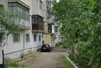 Vand apartament cu doua camere - 2