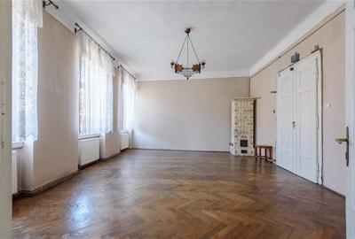 Apartament cu 4 camere semidecomandat în Central - 34