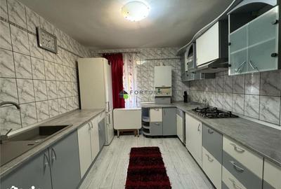 Apartament cu 3 camere decomandat, mobilat în Dârste - 8