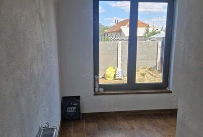 Vand casa in vatra satului Sacalaz - 3