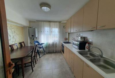 Apartament cu 2 camere decomandat în Exterior Vest - 4