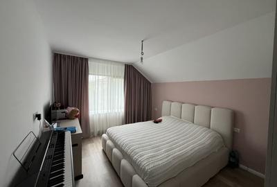 Casă individuală cu 6 camere cu Canalizare în Valu lui Traian - 15