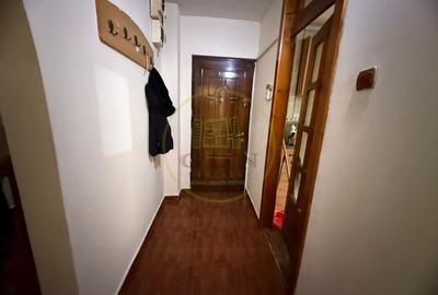 Apartament cu 4 camere decomandat, mobilat în Rovine - 10