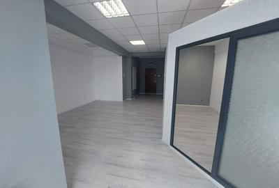 Bd. Mamaia , cladire exclusiva de birouri, suprafata  47 mp - 1