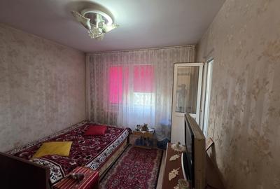 1 Decembrie 1918, 15 minute metrou, Auchan, bloc 1980, 2 gr. sanitare - 4