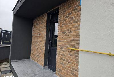 Casă cu 4 camere cu Teren 700 Mp în Bârnova - 8