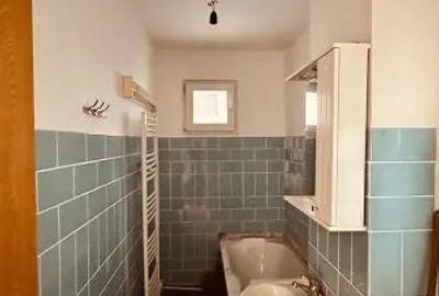 Apartament cu 4 camere decomandat în Micro 20 - 2