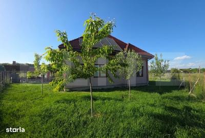 Casă cu 4 camere în Angofa - 12