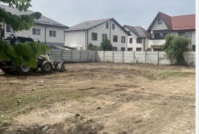 Teren de 467 mp, în Central - 3