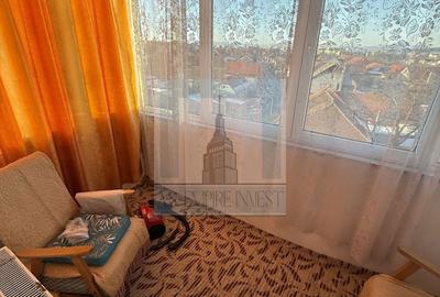 Apartament cu 3 camere decomandat în Florilor - 2