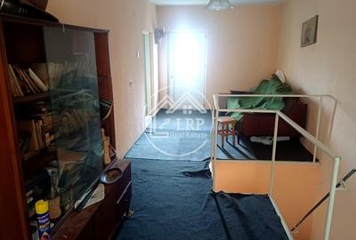 Casă cu 4 camere cu Teren 1170 Mp în Central - 11
