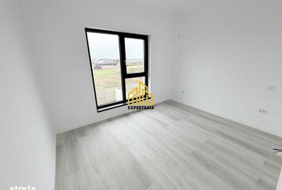 Casă cu 4 camere cu Teren 350 Mp în Clinceni