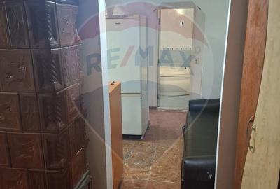 Apartament cu 3 camere, mobilat în Central - 2