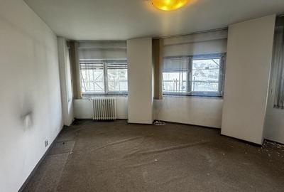Apartament cu 3 camere decomandat în Decebal - 1