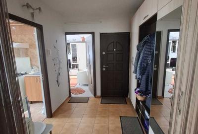 Apartament cu 2 camere decomandat în Central - 3