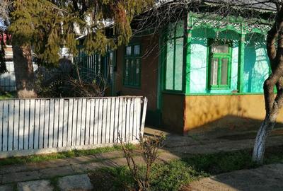 Casă cu 6 camere în Siliștea - 2