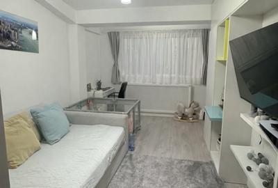 Apartament cu 2 camere decomandat în Central - 8