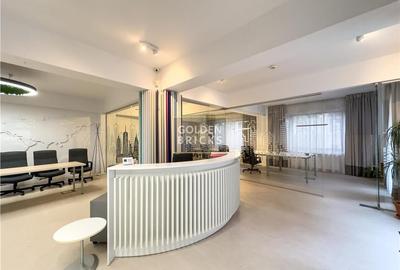 Piata Unirii | Cladire moderna | Versatila | Curte - 4