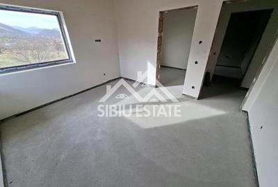 Casă individuală cu 5 camere cu Canalizare în Central - 17