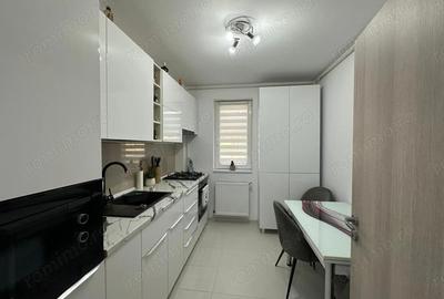 Bucatarie inchisa.Decomandat.Mobilat si Utilat! - 13