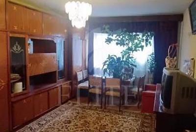 Apartament cu 2 camere decomandat în Între Lacuri