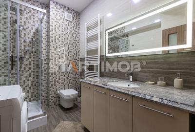 Apartament cu 3 camere decomandat, mobilat în Tractorul - 7