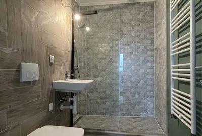 Garsonieră decomandată în Bucovina