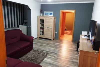 Apartament cu 2 camere semidecomandat, mobilat în Spitalul Județean
