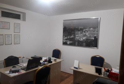Spațiu comercial, de 20 mp, în Trocadero