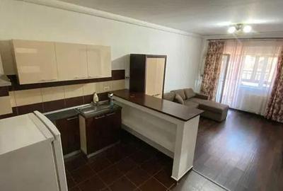 Apartament cu 2 camere decomandat în Roșu