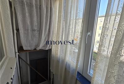 Apartament cu 2 camere decomandat în Micro 14 - 2