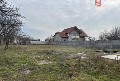 Teren Construcții intravilan de 1184 mp, în Covaci - 2