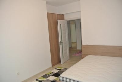 Apartament cu 3 camere semidecomandat, mobilat în Craiovei - 12