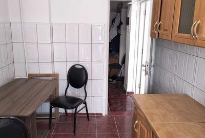 Apartament cu 3 camere decomandat în Păcurari - 7