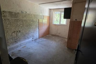 Vanzare Garsoniera Rahova Sebastian - 3