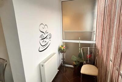 Apartament cu 3 camere decomandat în Central - 1