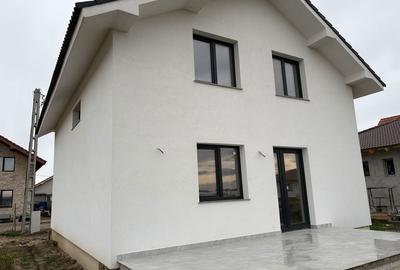 Casă cu 4 camere în Cihei - 3