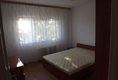 Apartament cu 2 camere decomandat, mobilat în Dacia - 3