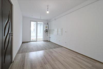 Apartament cu 4 camere decomandat în Păcurari - 4
