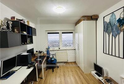 Apartament de vanzare in Sibiu - 3 camere si balcon - decomandat - 2