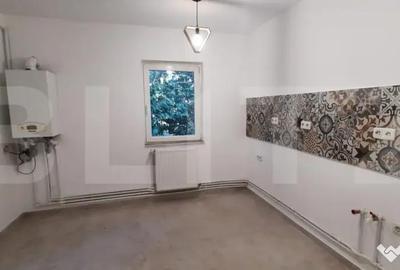 Apartament cu 3 camere decomandat în Micro 16 - 1