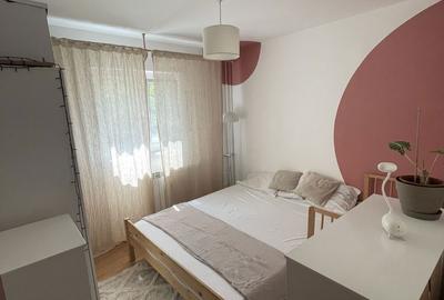 Apartament cu 3 camere semidecomandat în Central - 6