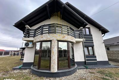 Casă cu 5 camere cu Teren 1000 Mp în Satulung - 8