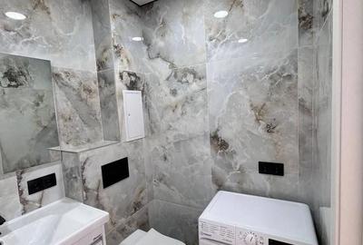 Garsonieră decomandată în Titan