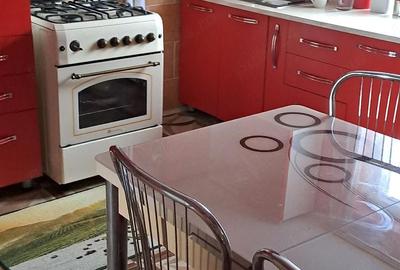 Casă cu Teren 1700 Mp în Șerbănești - 1