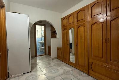 Apartament cu 2 camere decomandat în Central - 2