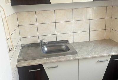 Garsonieră decomandată în Central - 4