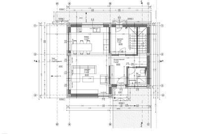 Casă cu 5 camere cu Teren 470 Mp în Central