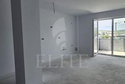 Apartament cu 2 camere semidecomandat în Mărăști